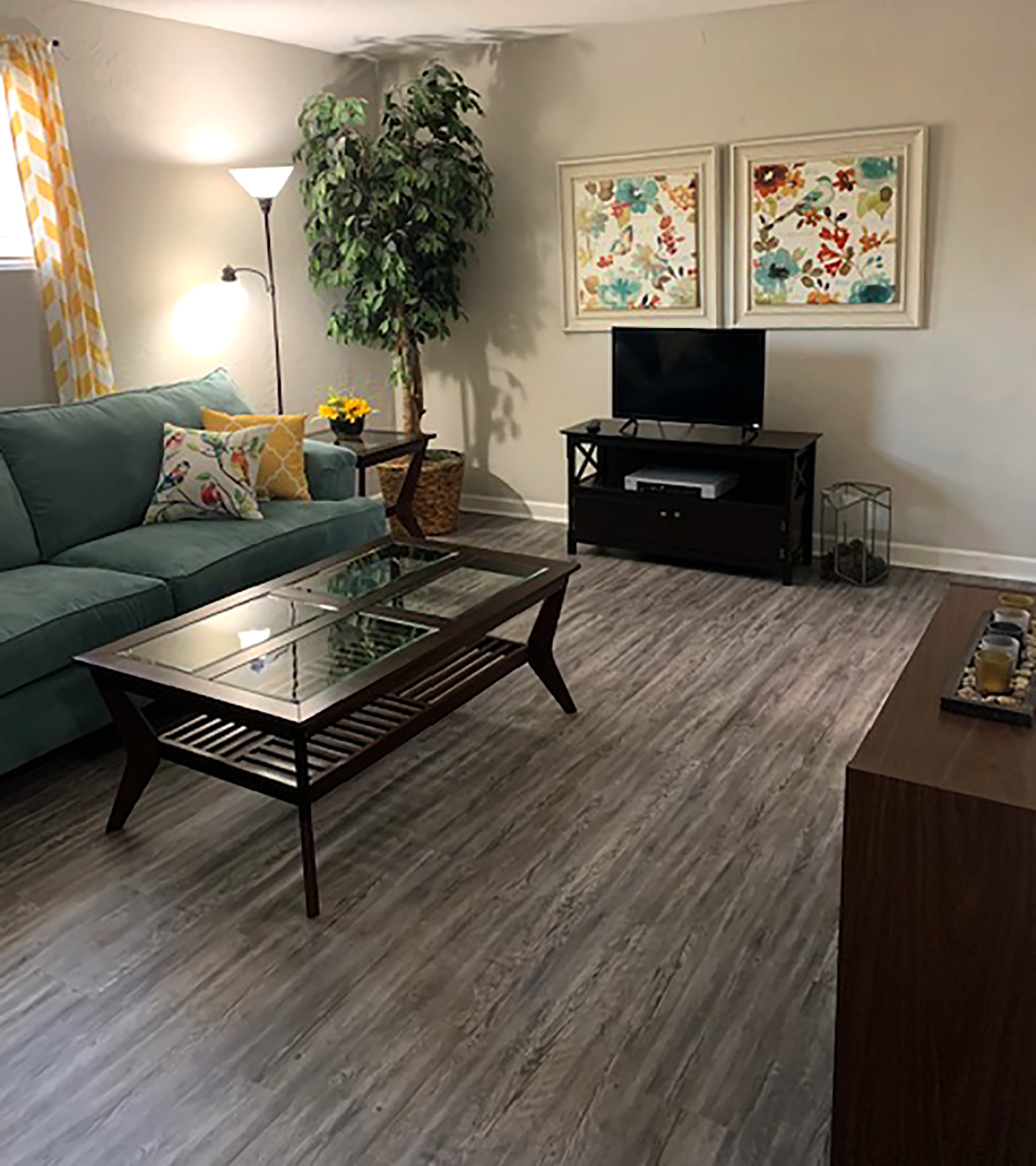 The Onyx at 3211 Apartments